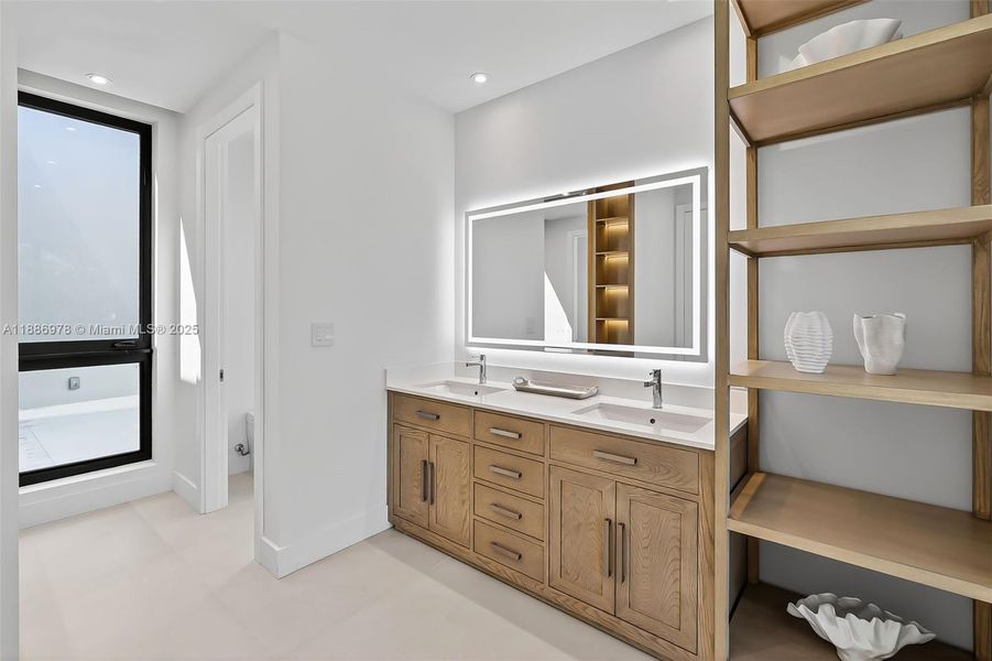 Furnished interior view inside a new home in , Fort Lauderdale (Image 6).