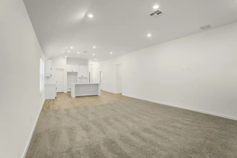 Spacious, unfurnished interior of a new home in Ashland, Houston (Image 17). Spacious, unfurnished interior of a new home in Ashland, Houston (Image 17).