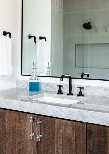 Furnished interior view inside a new home in , Dallas (Image 32). Furnished interior view inside a new home in , Dallas (Image 32).