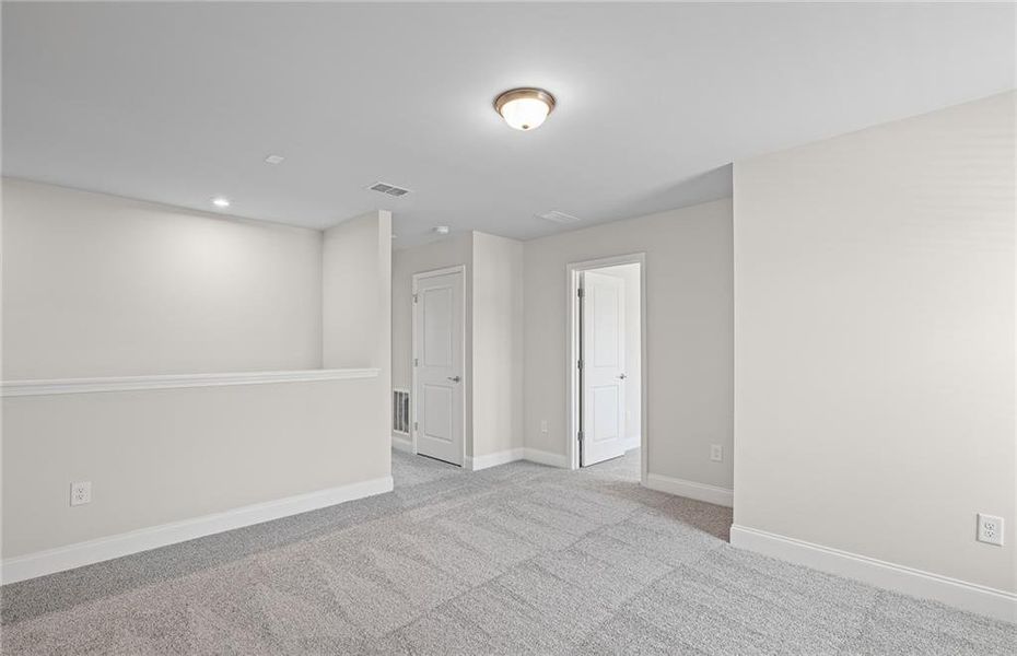 Spacious, unfurnished interior of a new home in Overland, Locust Grove (Image 28).