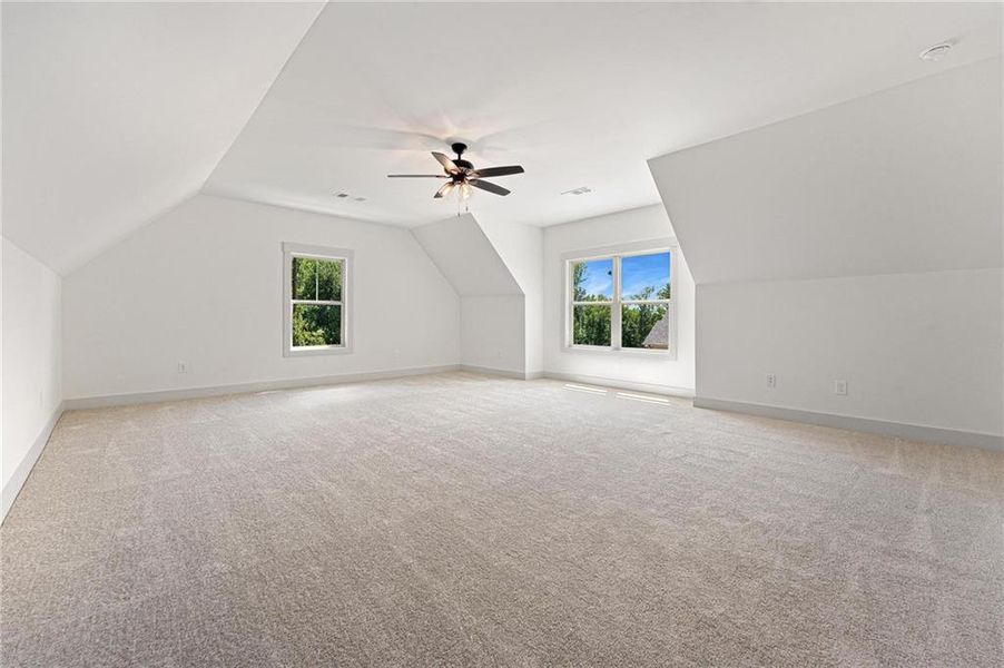 Spacious, unfurnished interior of a new home in , Jefferson (Image 20).