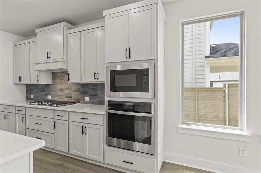 Furnished interior view inside a new home in Treeline, Justin (Image 10).