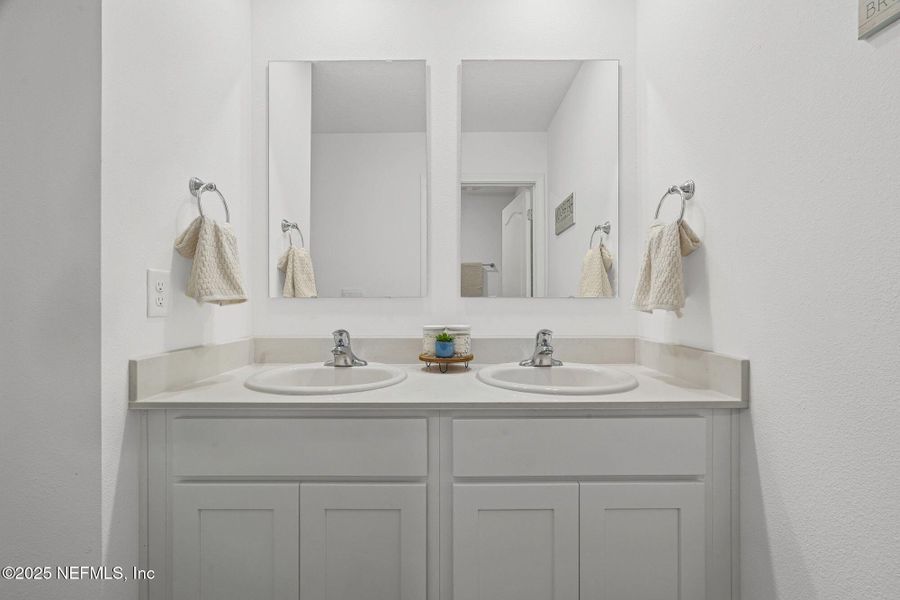 Close-up of interior finishes inside a home in Entrada, St. Augustine (Image 20).
