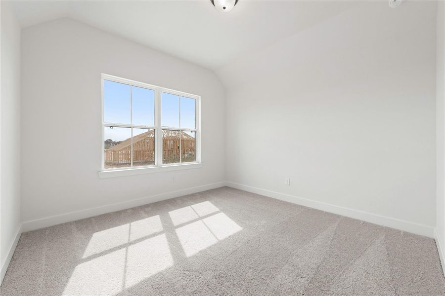 Spacious, unfurnished interior of a new home in Elyson, Katy (Image 16).