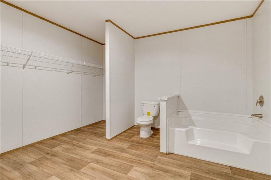 Spacious, unfurnished interior of a new home in , Villa Rica (Image 20).