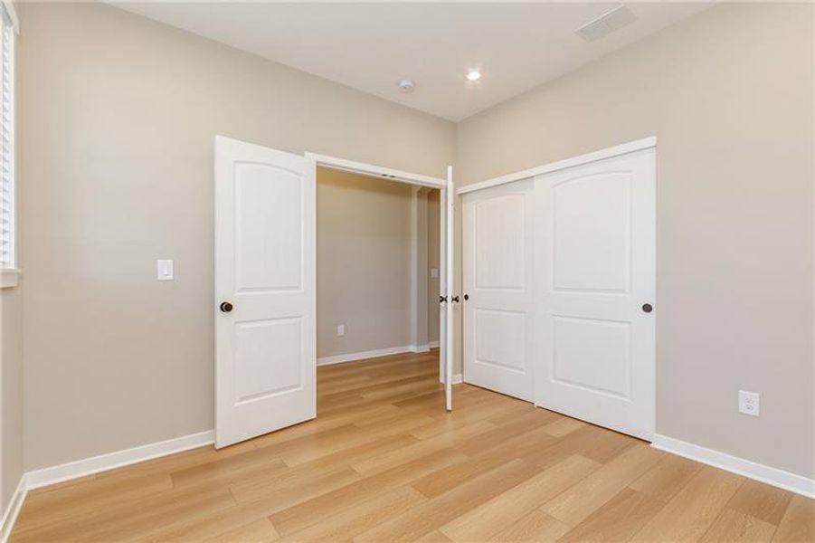 Spacious, unfurnished interior of a new home in Sweetbay Farm, Lawrenceville (Image 62).