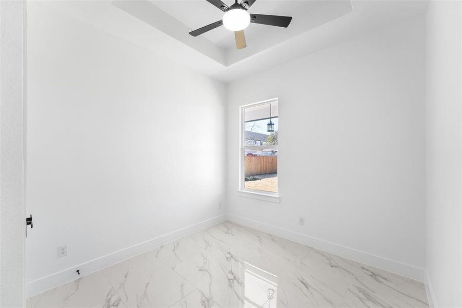 Spacious, unfurnished interior of a new home in , Dallas (Image 29).