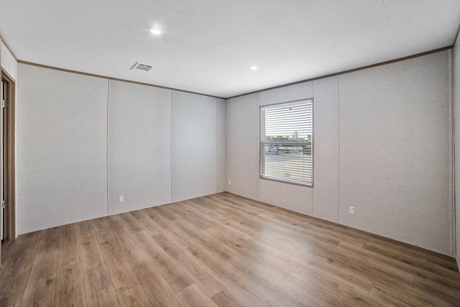 Spacious, unfurnished interior of a new home in , Poolville (Image 38).