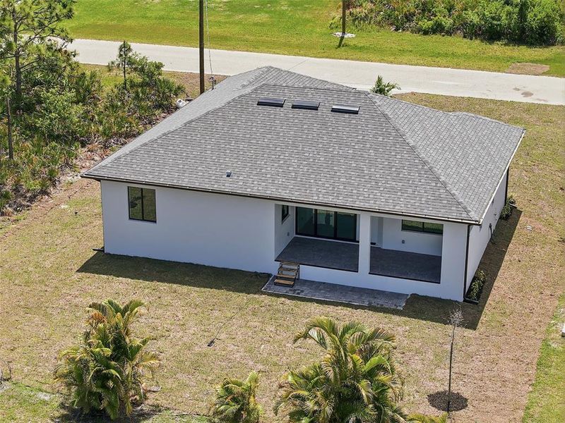 Exterior details and patio area of a home in , Placida (Image 20).