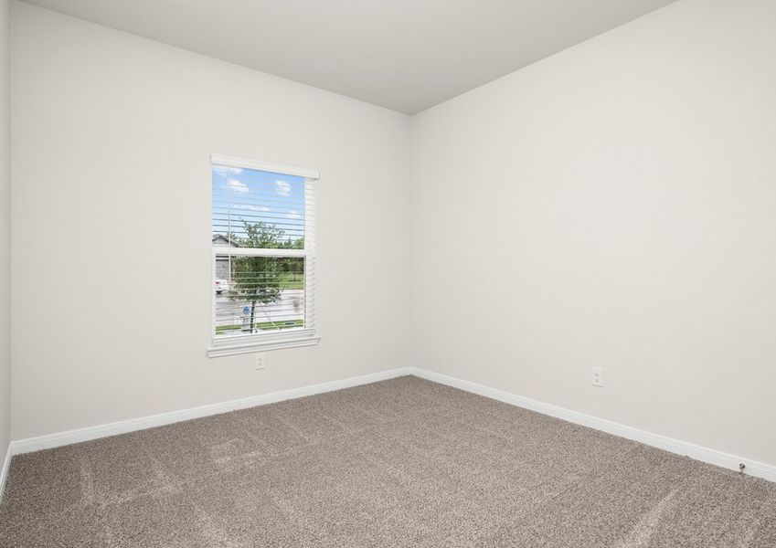 The secondary bedrooms are a perfect space for children's bedrooms or guest rooms. The secondary bedrooms are a perfect space for children's bedrooms or guest rooms.