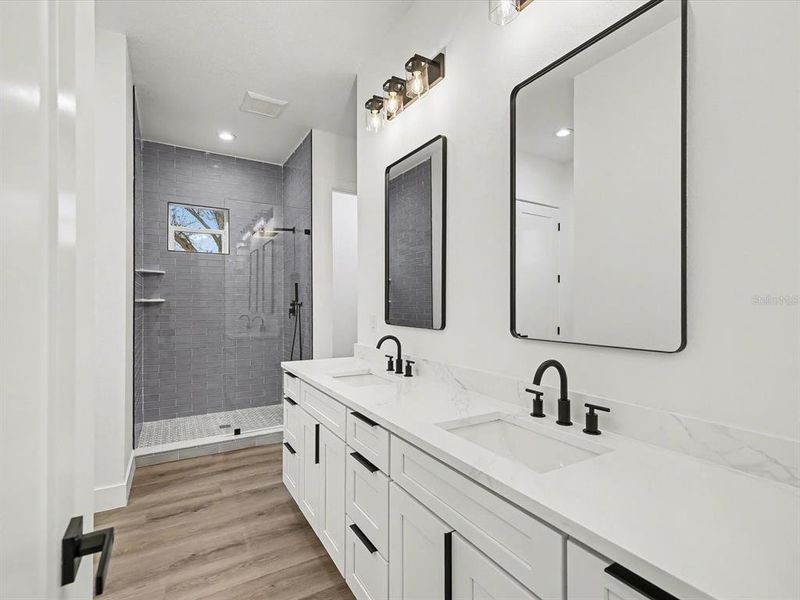 Furnished interior view inside a new home in , St. Petersburg (Image 19).