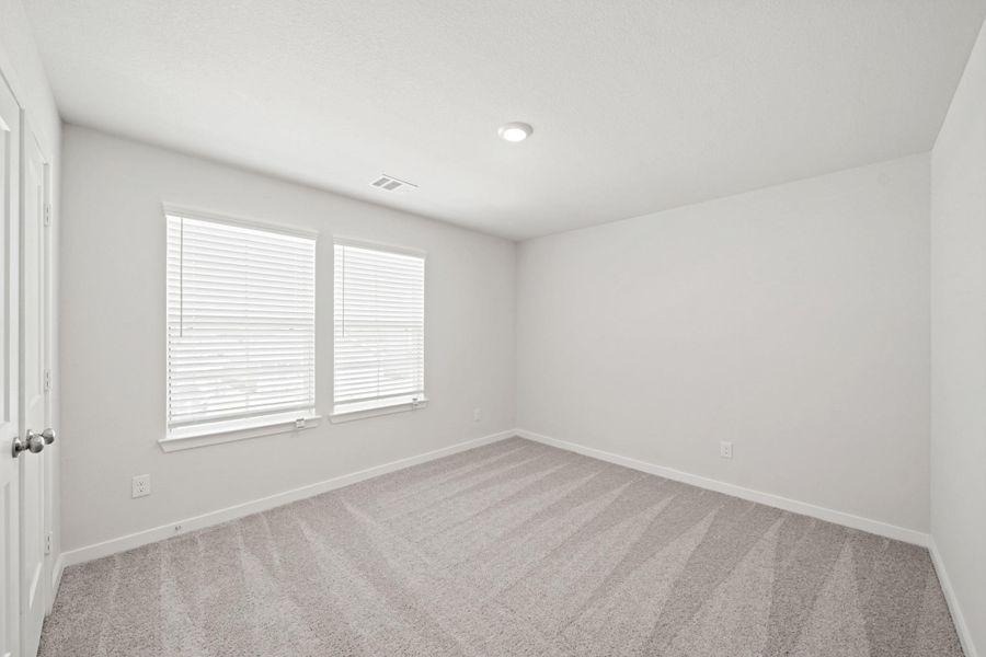 Spacious, unfurnished interior of a new home in Reveille Estates, Bryan (Image 9).