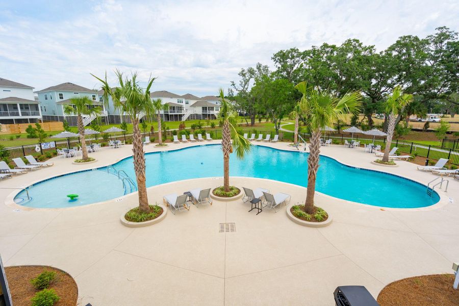 Community amenities in Liberty Hill Farm, Mount Pleasant (Image 25).