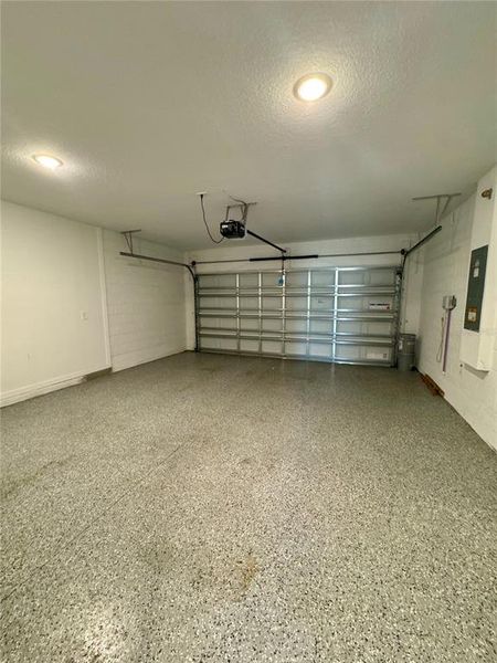 Spacious, unfurnished interior of a new home in Marion Creek, Haines City (Image 16).