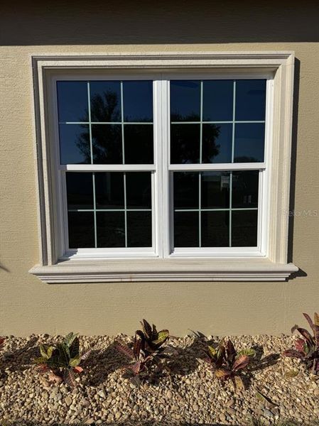 Exterior details and patio area of a home in , Okeechobee (Image 3).