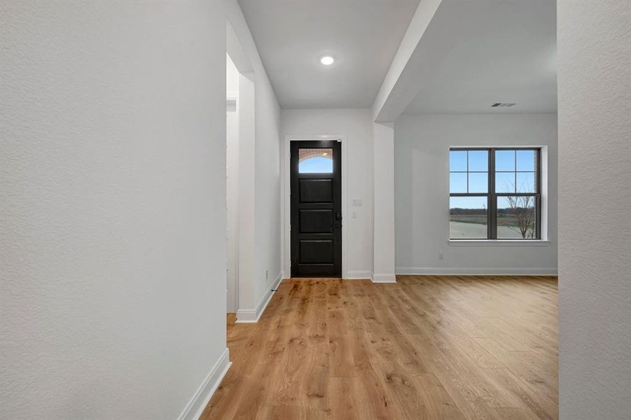 Spacious, unfurnished interior of a new home in Talia – Garden Series, Mesquite (Image 35).
