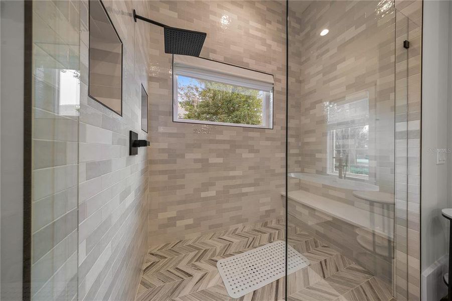 Close-up of interior finishes inside a home in , Ocala (Image 20). Close-up of interior finishes inside a home in , Ocala (Image 20).