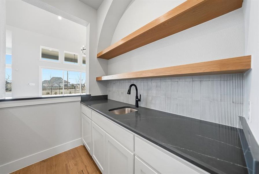 Close-up of interior finishes inside a home in , Prosper (Image 17).