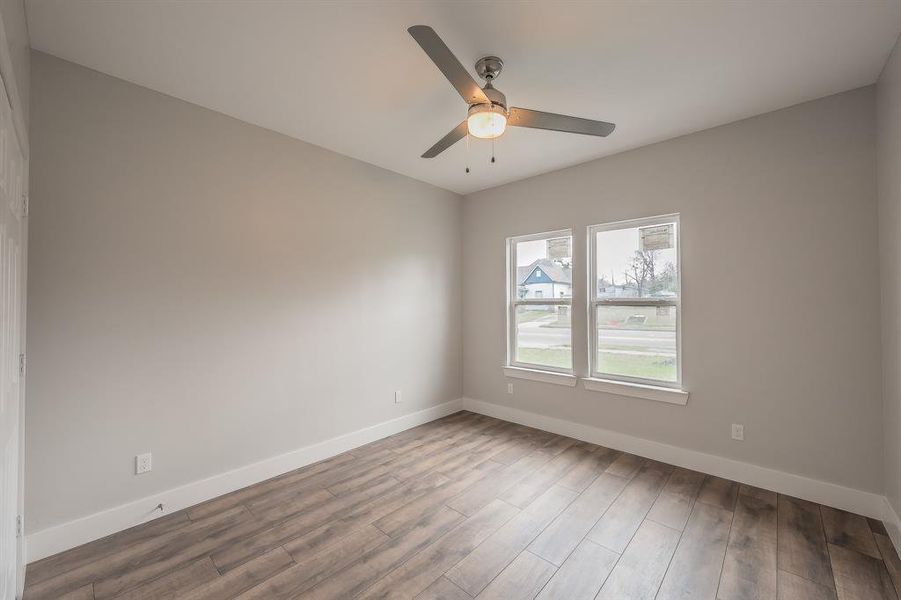 Spacious, unfurnished interior of a new home in , Greenville (Image 31).