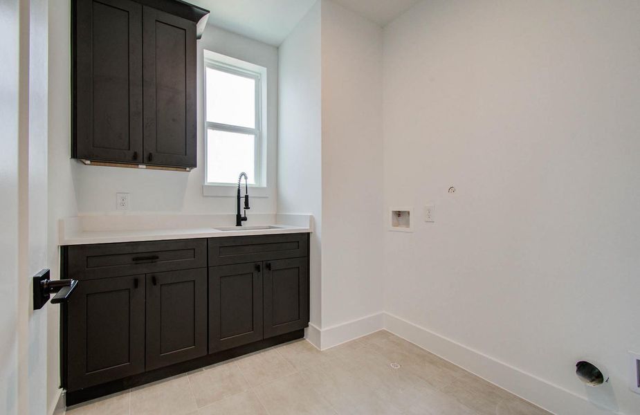 Furnished interior view inside a new home in , Houston (Image 25).