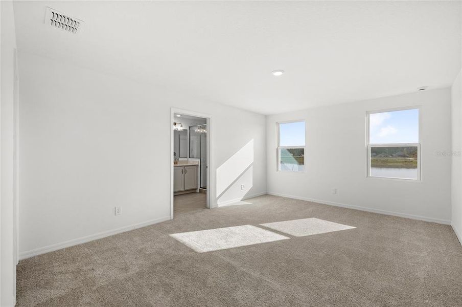 Spacious, unfurnished interior of a new home in , Kissimmee (Image 38).