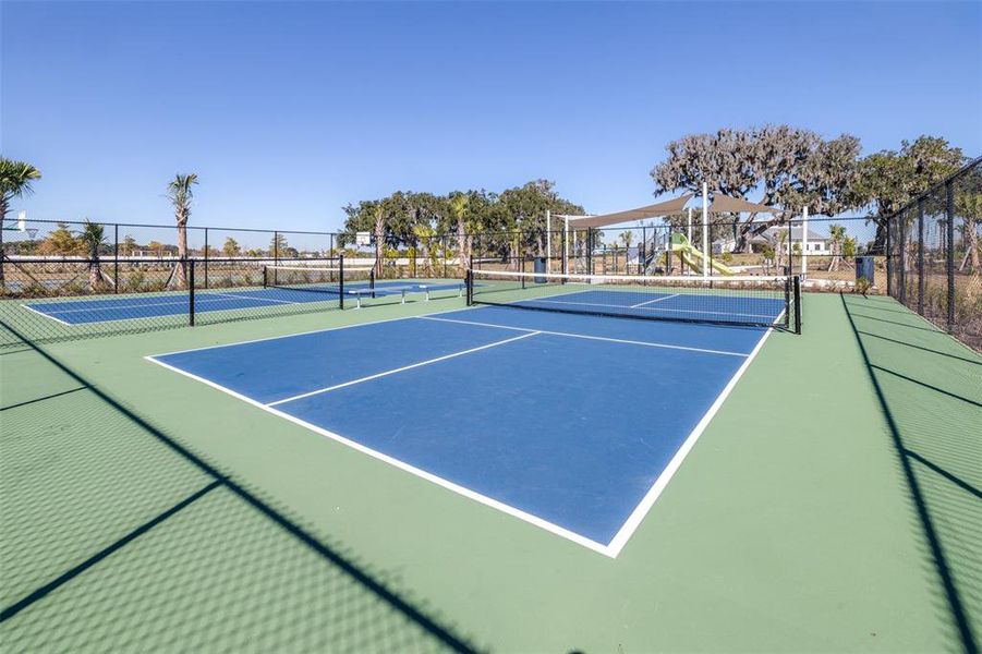 Community amenities in The Grove at Stuart Crossing - Premier Series, Bartow (Image 48).