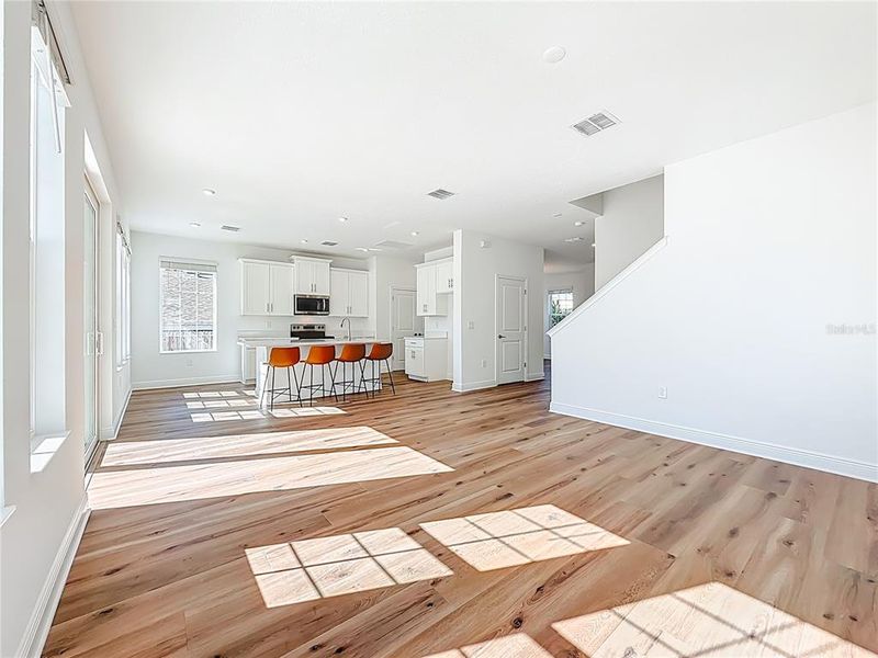 Spacious, unfurnished interior of a new home in , St. Petersburg (Image 63).