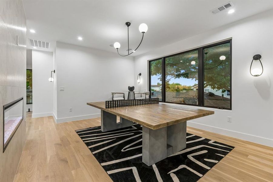 Furnished interior view inside a new home in , Dallas (Image 18).