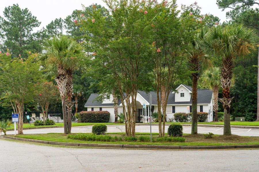 Image 57 of a home in Lakeview Commons.
