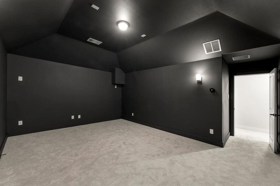 Spacious, unfurnished interior of a new home in Villages of Creekwood, Frisco (Image 26).