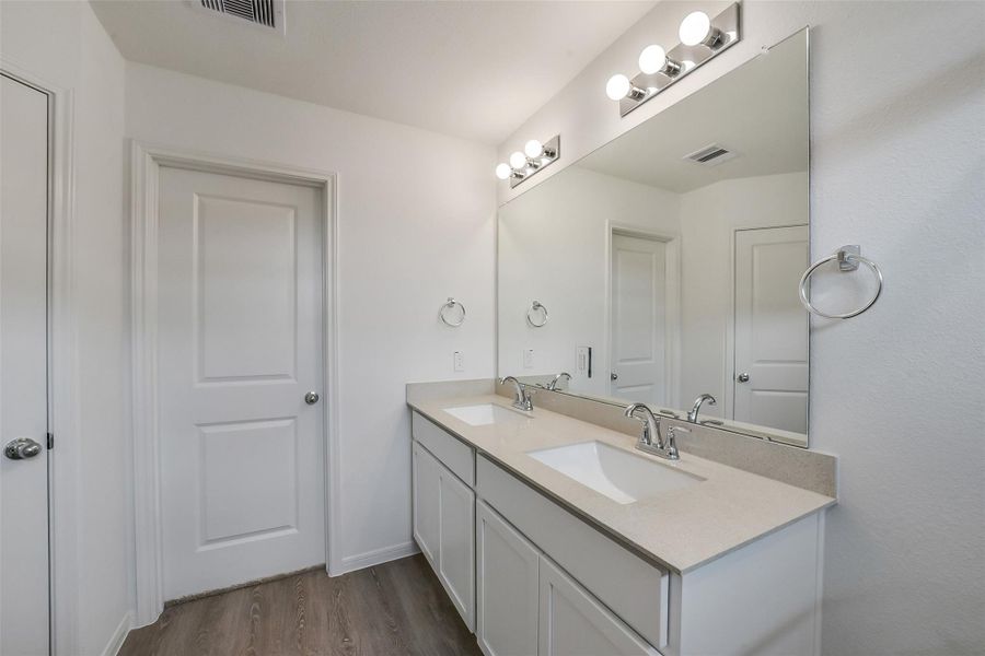 Furnished interior view inside a new home in , Houston (Image 16). Furnished interior view inside a new home in , Houston (Image 16).