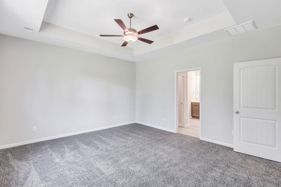 Representative unfurnished interior of a home built from the The Dublin by Smith Family Homes in Settlers Hammock, Kingsland (Image 21).