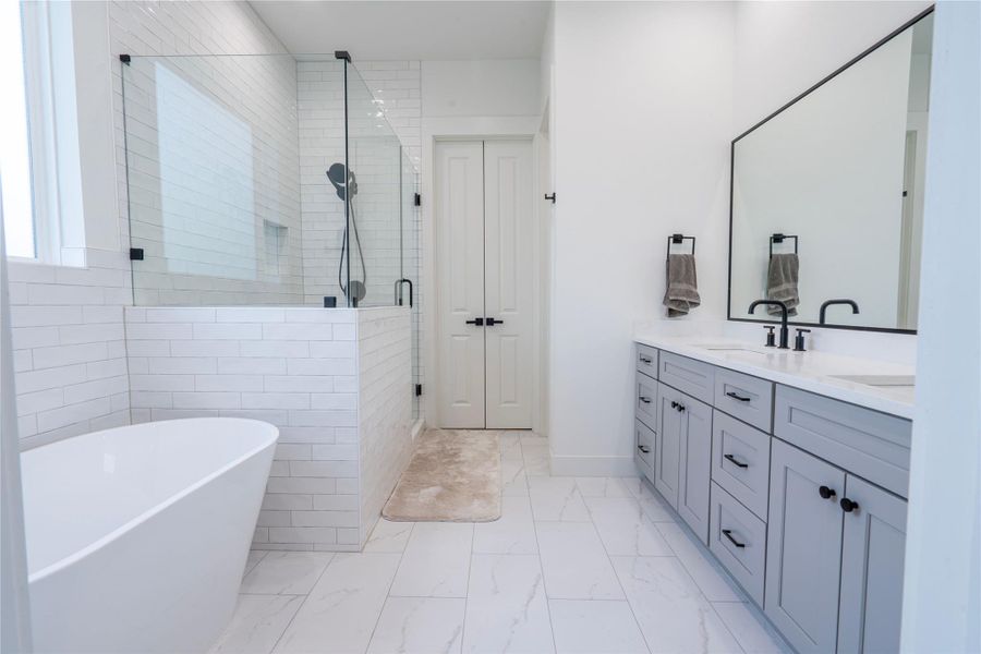 Furnished interior view inside a new home in , Houston (Image 3). Furnished interior view inside a new home in , Houston (Image 3).