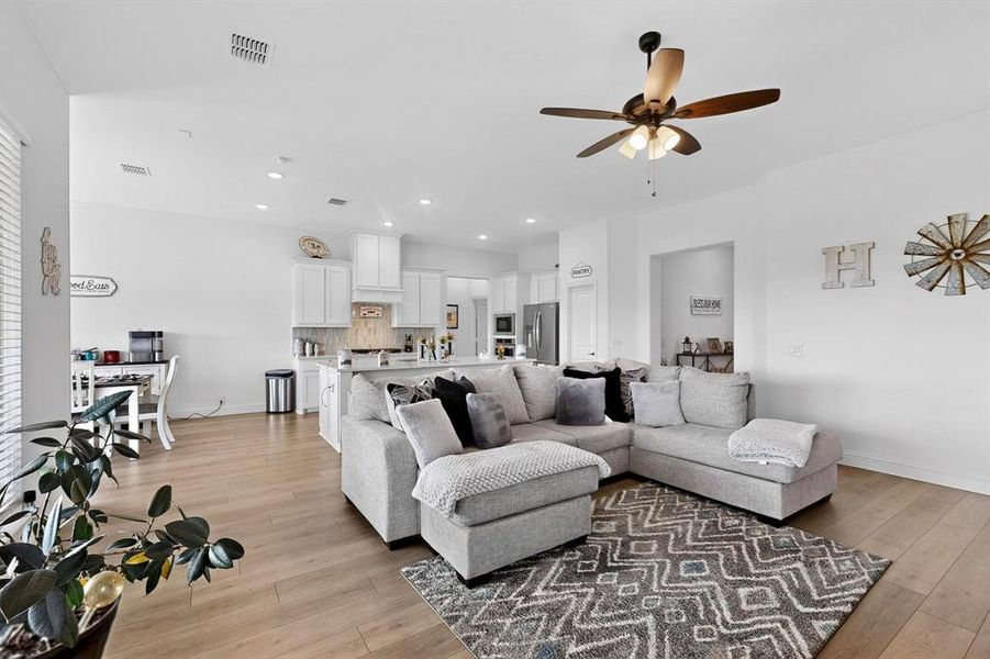 Furnished interior view inside a new home in Clairmont Estates, Ponder (Image 6).
