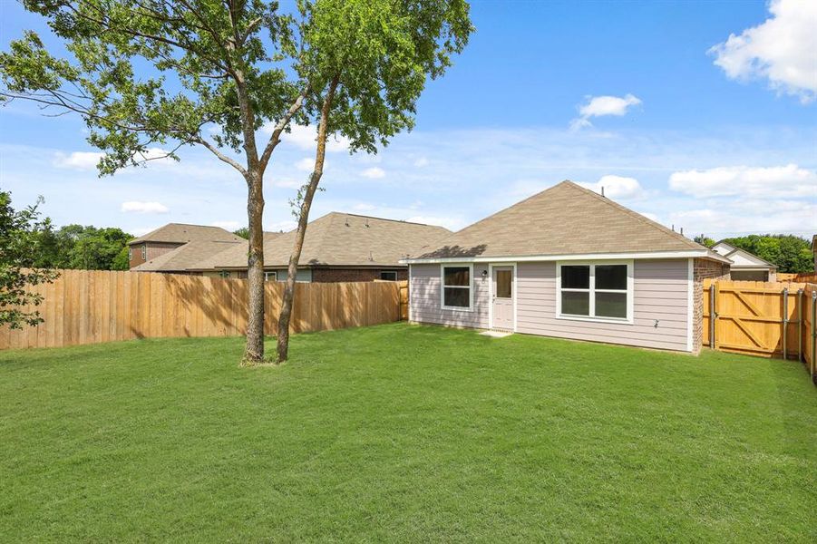 Image 34 of a home in Christian Meadows.