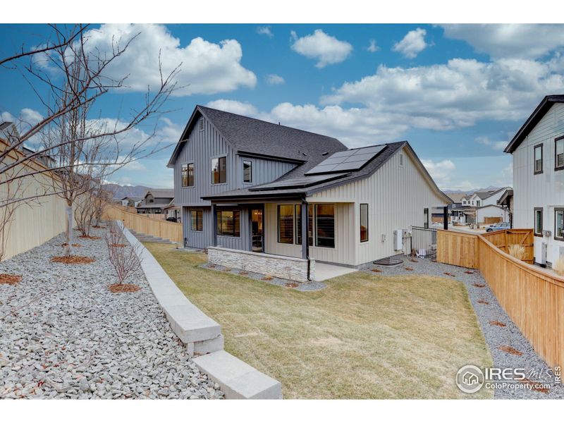 Exterior details and patio area of a home in , Louisville (Image 3).