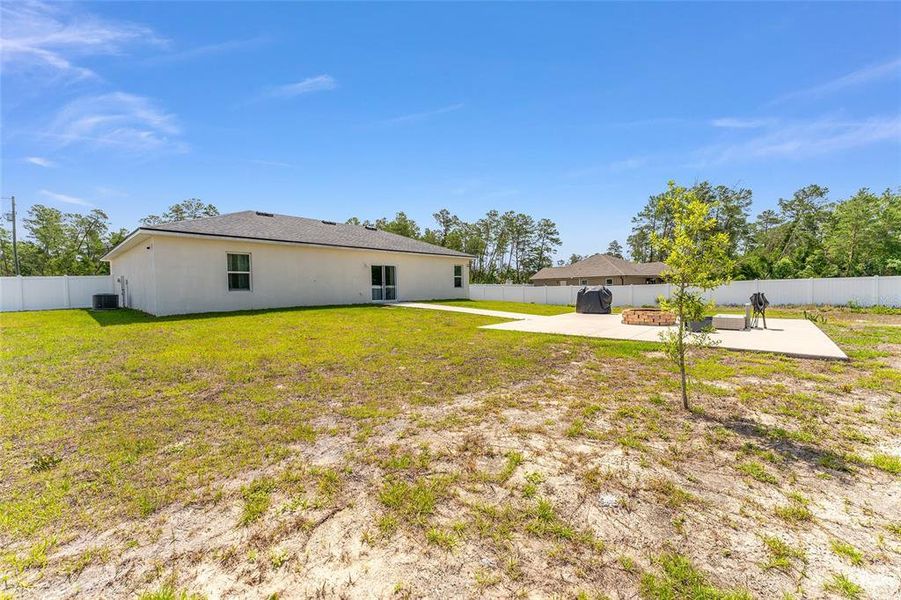 Exterior details and patio area of a home in , Ocala (Image 25).