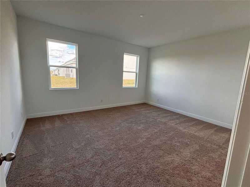 Spacious, unfurnished interior of a new home in , Groveland (Image 18).