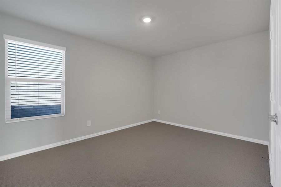 Spacious, unfurnished interior of a new home in Stonehaven, Seagoville (Image 15). Spacious, unfurnished interior of a new home in Stonehaven, Seagoville (Image 15).