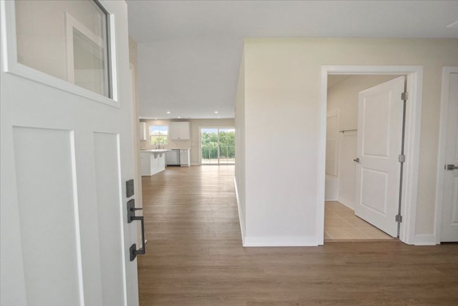 Spacious, unfurnished interior of a new home in Claiborne Ridge, Landrum (Image 11). Spacious, unfurnished interior of a new home in Claiborne Ridge, Landrum (Image 11).