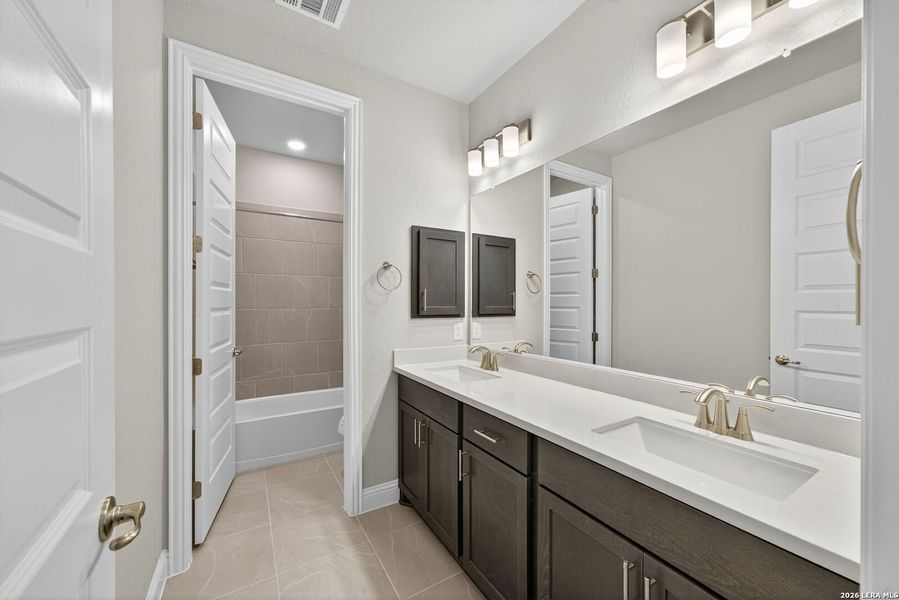 Furnished interior view inside a new home in , Castroville (Image 7).