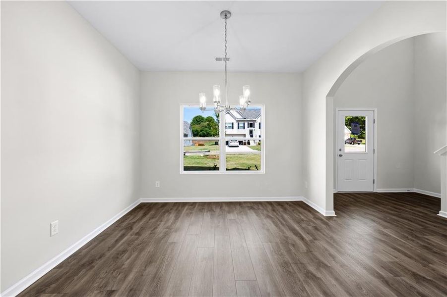 Spacious, unfurnished interior of a new home in , Villa Rica (Image 31).