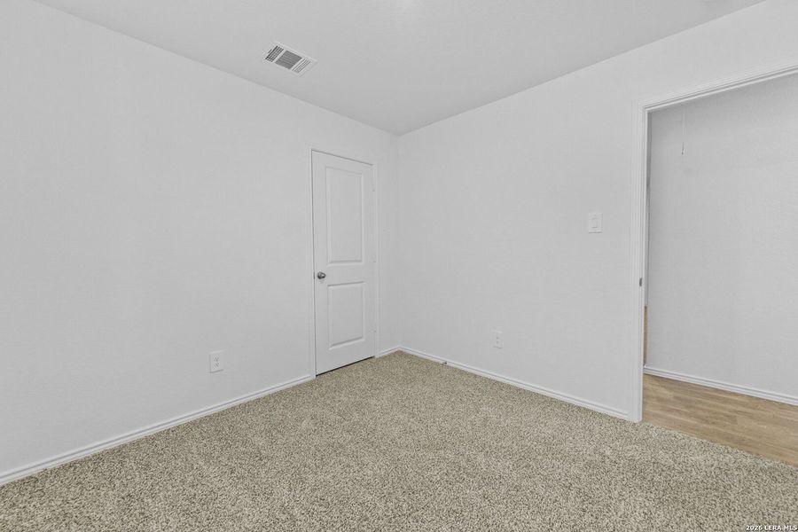 Spacious, unfurnished interior of a new home in Hickory Ridge, Elmendorf (Image 25). Spacious, unfurnished interior of a new home in Hickory Ridge, Elmendorf (Image 25).