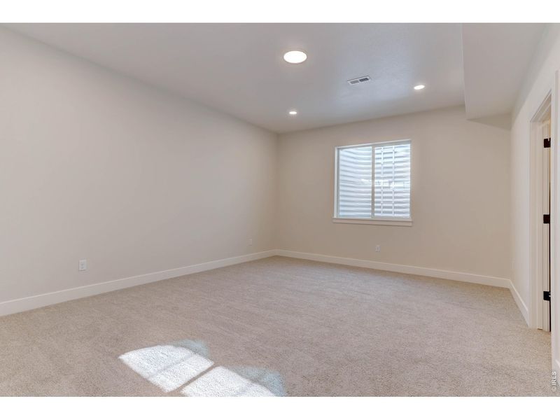 Spacious, unfurnished interior of a new home in , Louisville (Image 26).