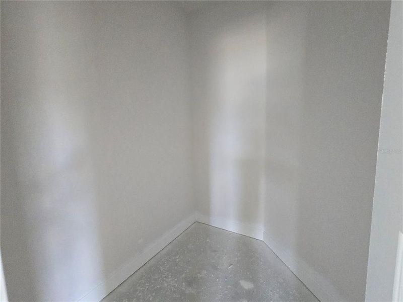 Spacious, unfurnished interior of a new home in Twisted Oaks, Beverly Hills (Image 29).