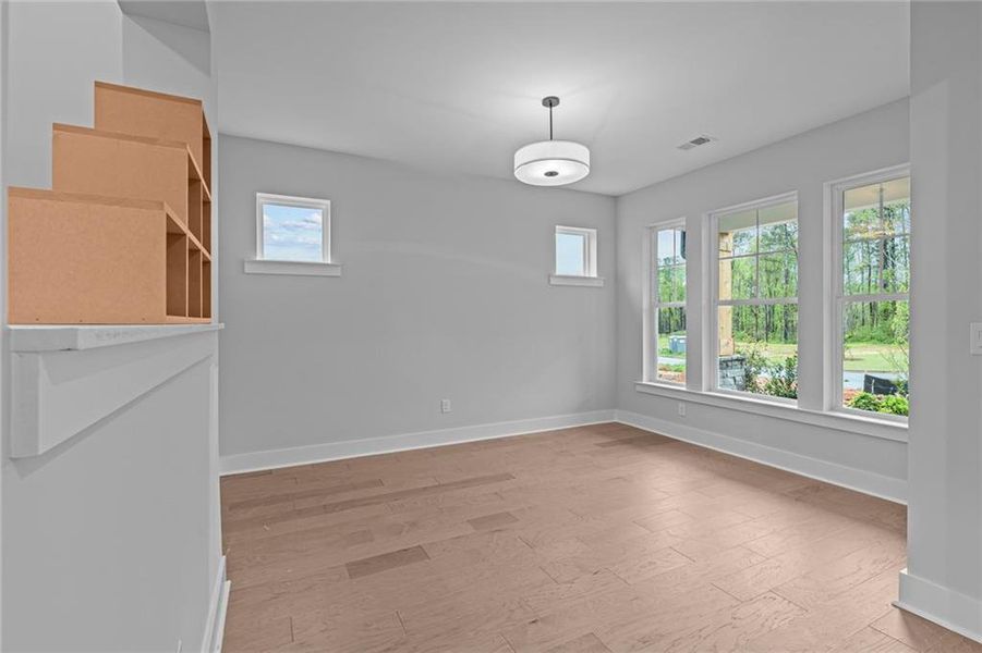 Spacious, unfurnished interior of a new home in Settingdown Farms, Cumming (Image 13).