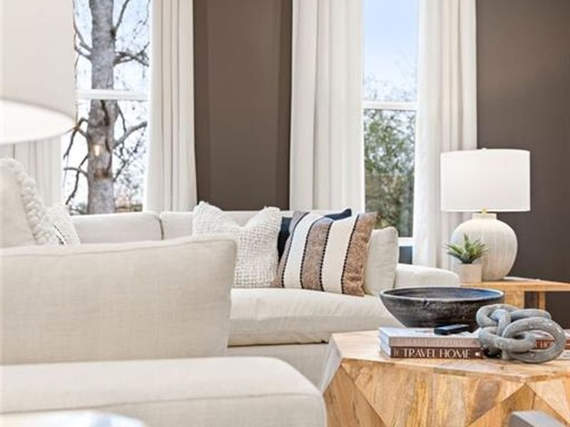 Image 23 of a home in Lake Shore.