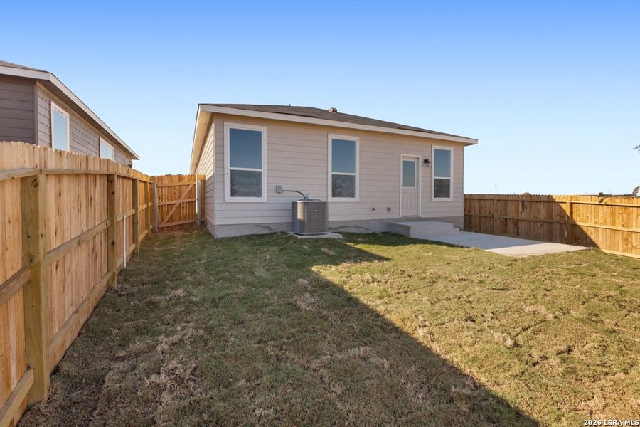 Exterior details and patio area of a home in Punta Verde, Converse (Image 4). Exterior details and patio area of a home in Punta Verde, Converse (Image 4).