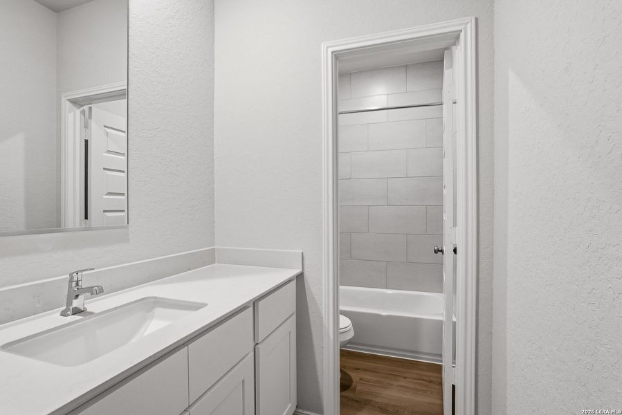 Furnished interior view inside a new home in Melissa Ranch, San Antonio (Image 35). Furnished interior view inside a new home in Melissa Ranch, San Antonio (Image 35).