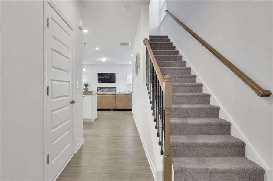 Spacious, unfurnished interior of a new home in , Cartersville (Image 23).